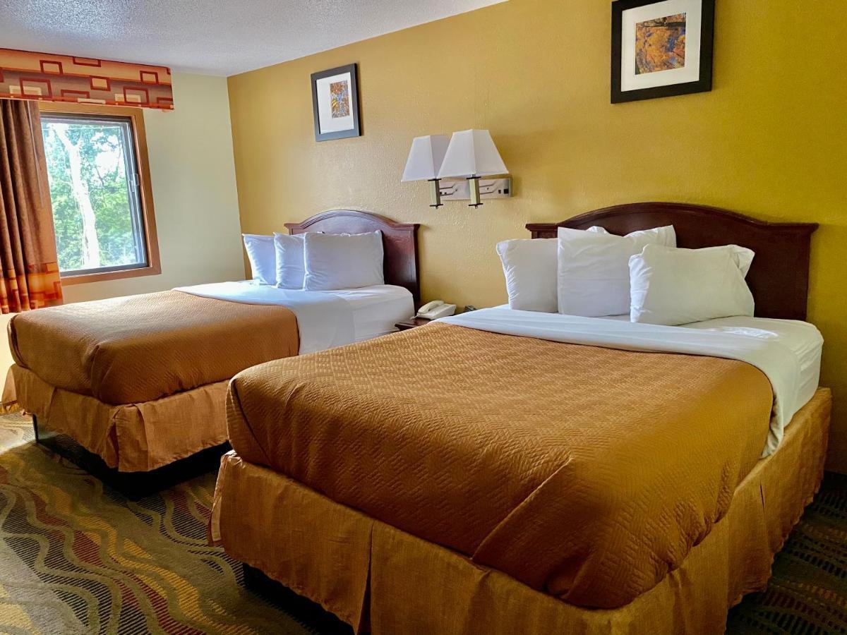 Travelodge By Wyndham La Porte/Michigan City Area Ngoại thất bức ảnh