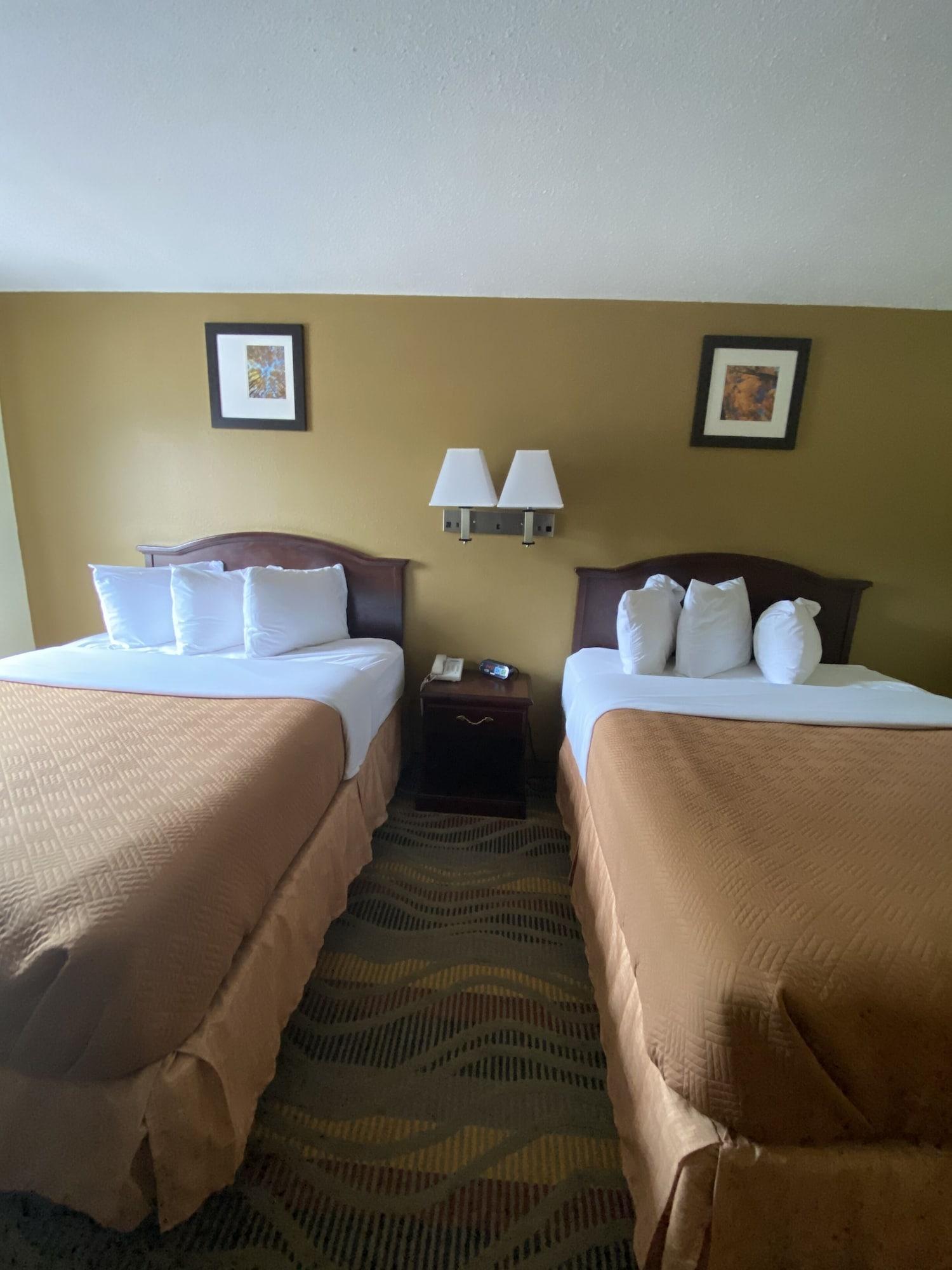 Travelodge By Wyndham La Porte/Michigan City Area Ngoại thất bức ảnh