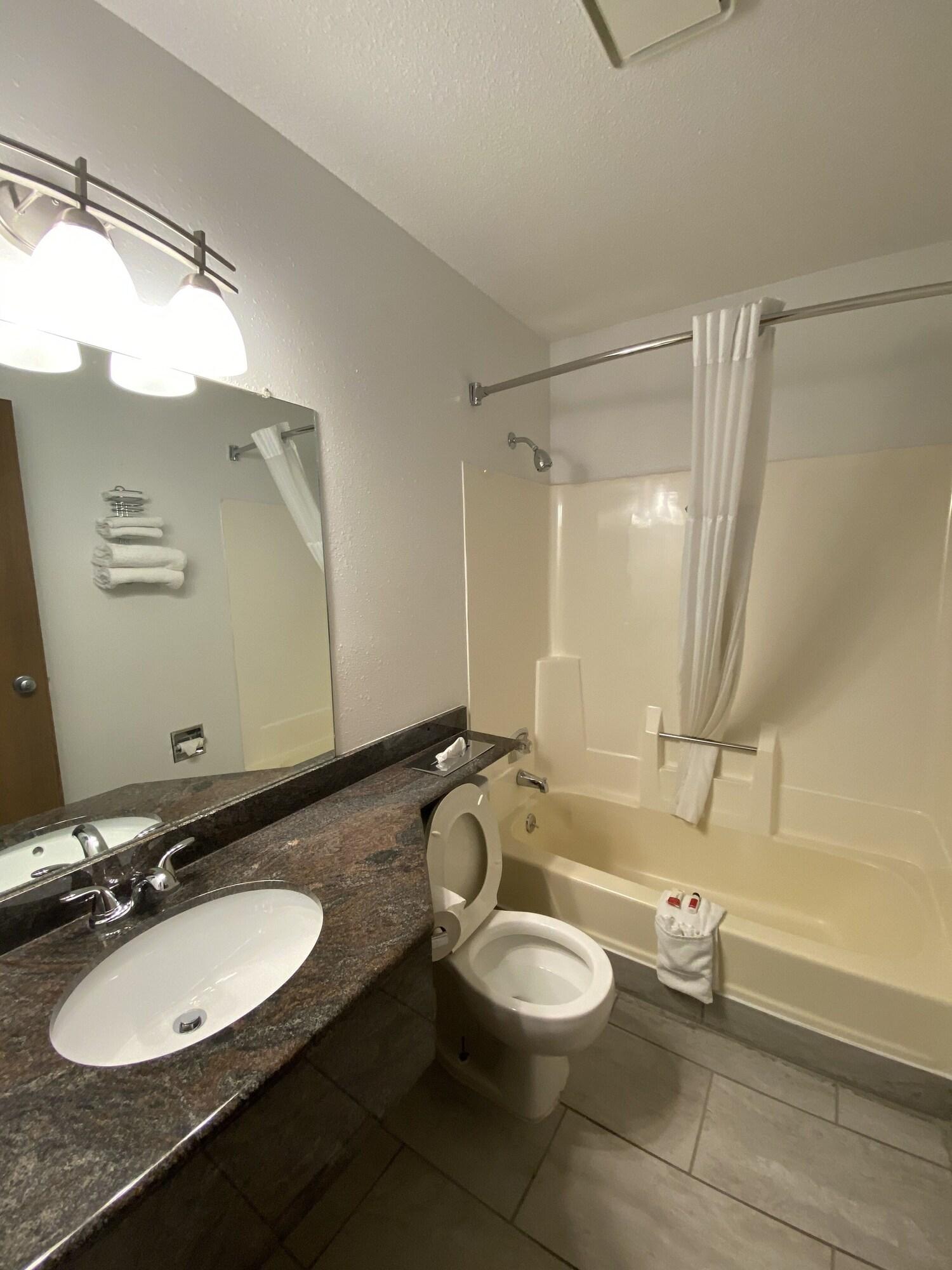 Travelodge By Wyndham La Porte/Michigan City Area Ngoại thất bức ảnh