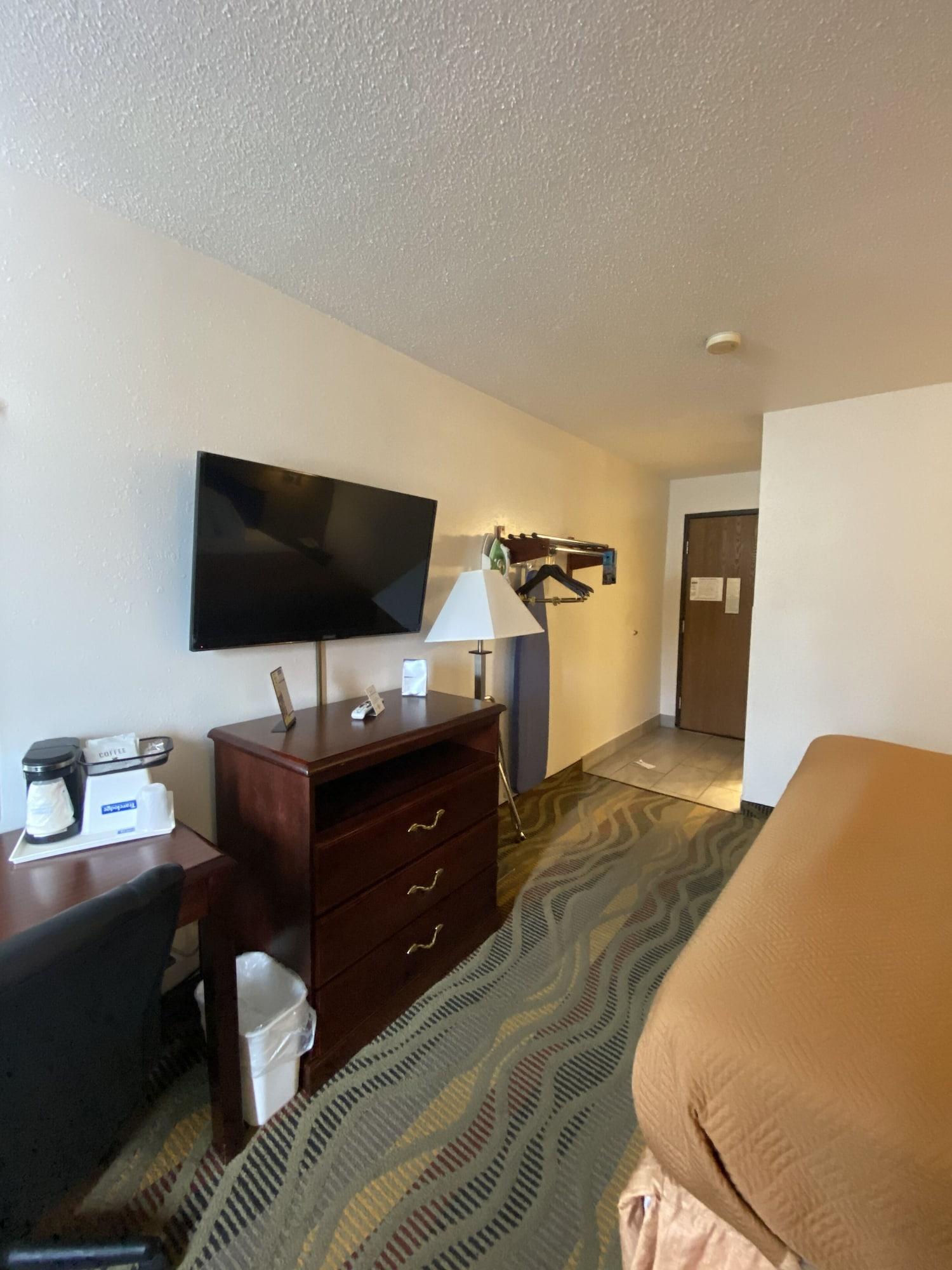 Travelodge By Wyndham La Porte/Michigan City Area Ngoại thất bức ảnh
