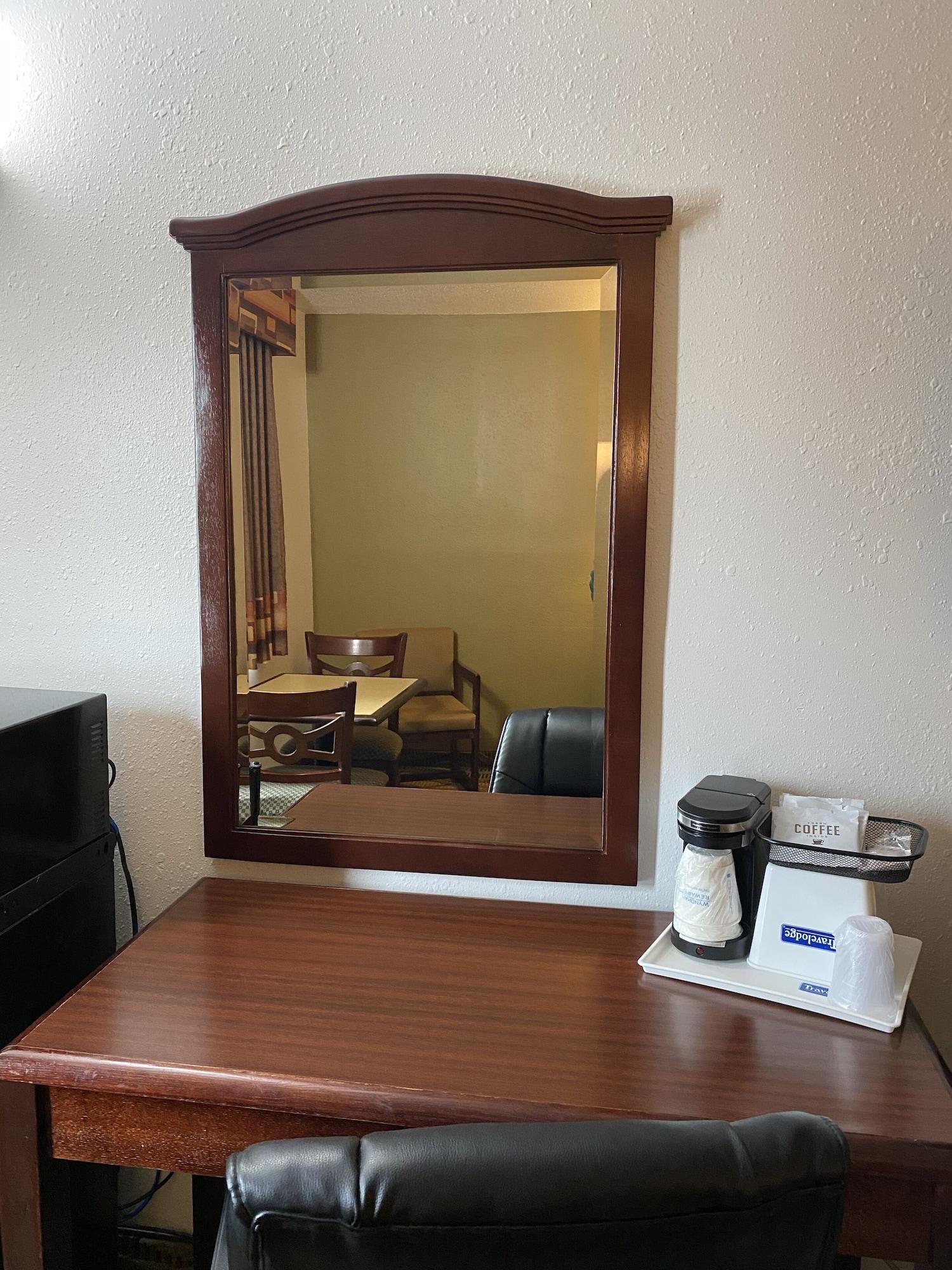Travelodge By Wyndham La Porte/Michigan City Area Ngoại thất bức ảnh
