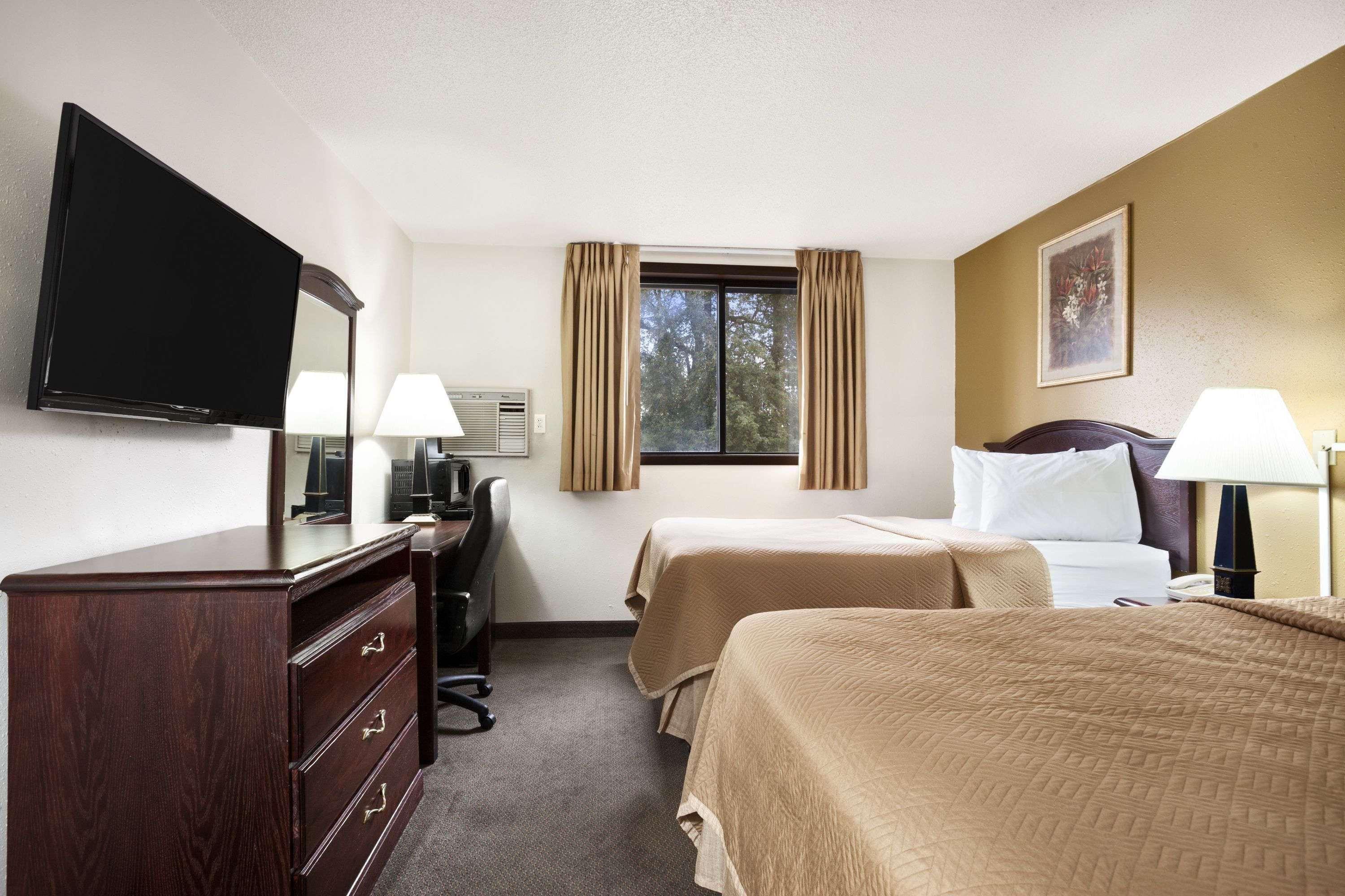 Travelodge By Wyndham La Porte/Michigan City Area Ngoại thất bức ảnh